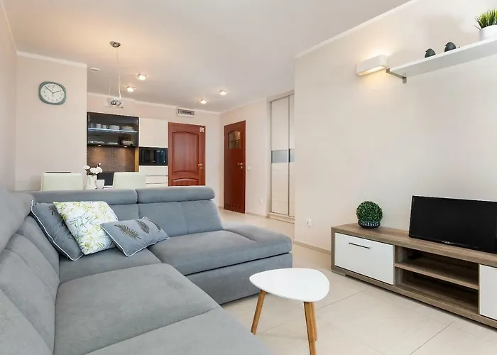 Iwona Bluemare * Łukęcin