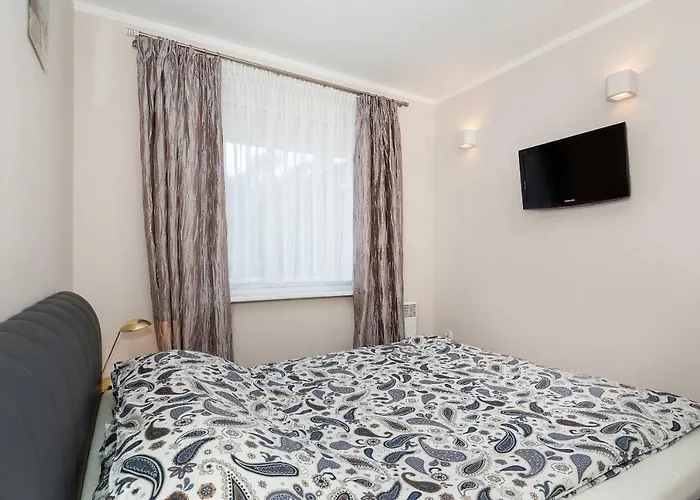 Iwona Bluemare Apartman *